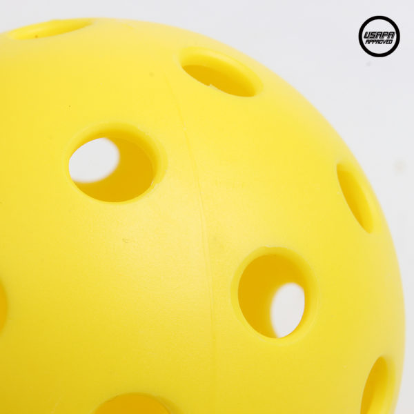 40-hole Outdoor Pickleball Ball with Authentic Bounce Technology and Exceptional Durability - Image 4